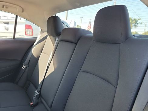 Used 2023 Toyota Corolla LE image 9