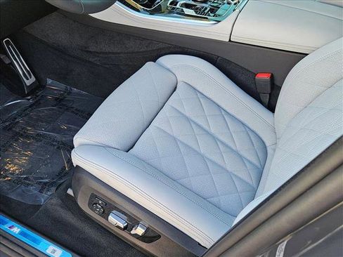New 2026 BMW X5 xDrive50e AWD/4WD image 4