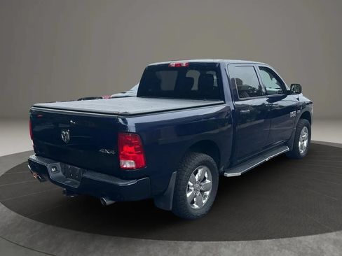 Used 2017 RAM 1500 Express AWD/4WD image 7