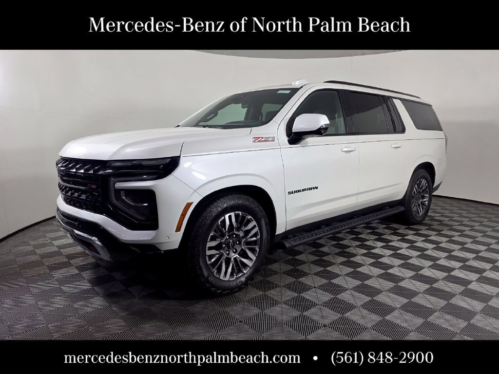 Used 2025 Chevrolet Suburban Z71 w/ Z71 Off-Road Package AWD/4WD image 1