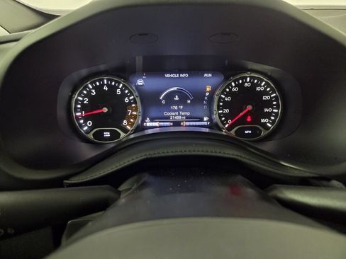Used 2023 Jeep Renegade Altitude AWD/4WD image 16