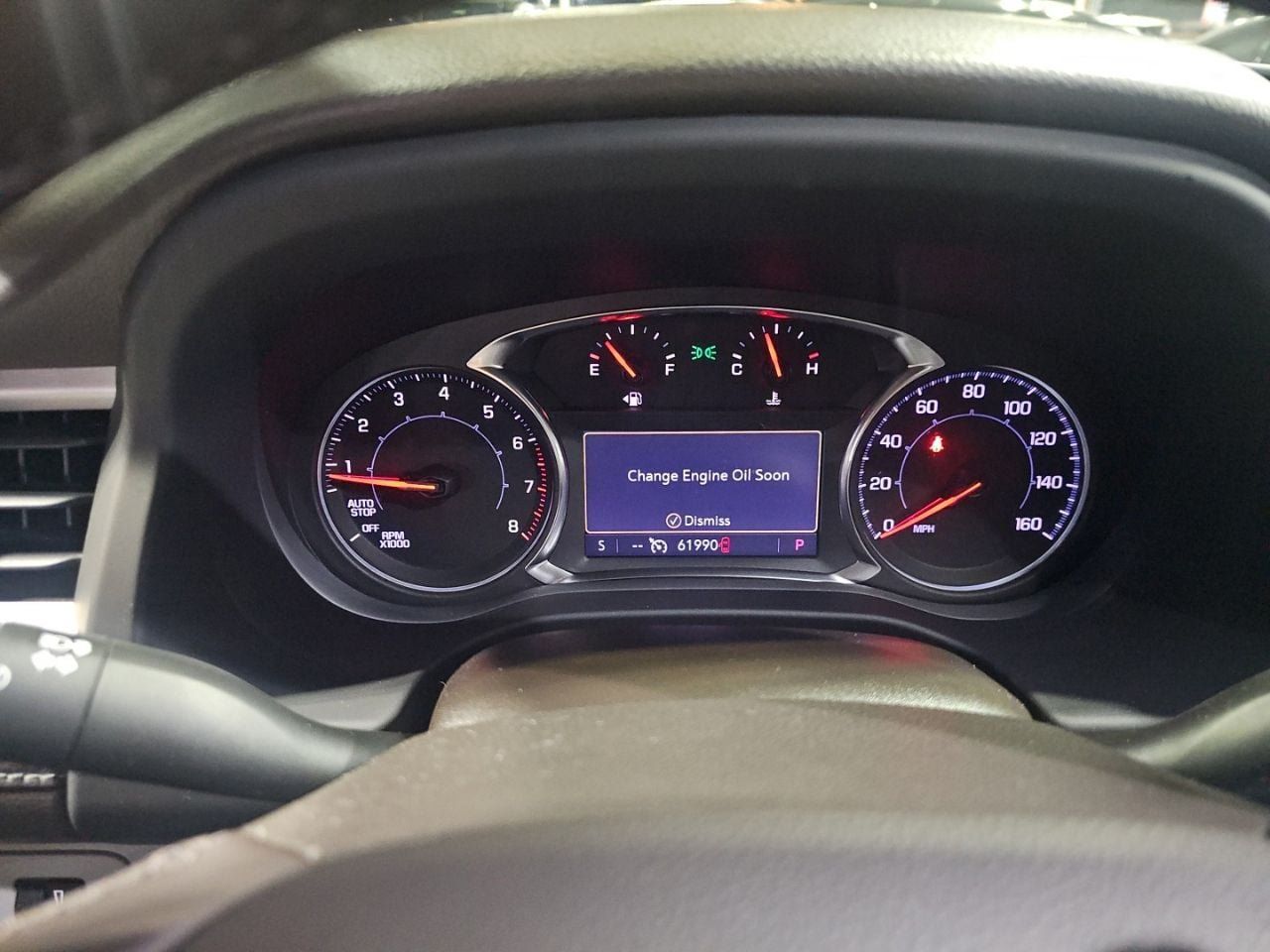 Used 2023 GMC Acadia SLT w/ Preferred Package FWD image 9