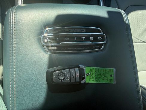 Used 2022 Ford F350 Limited image 38