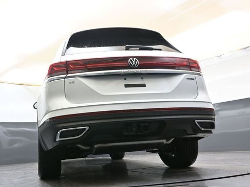 New 2026 Volkswagen Atlas SE image 43