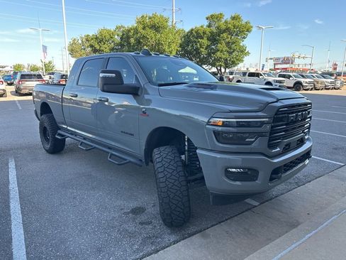 Used 2026 RAM 2500 Laramie w/ Night Edition AWD/4WD image 7