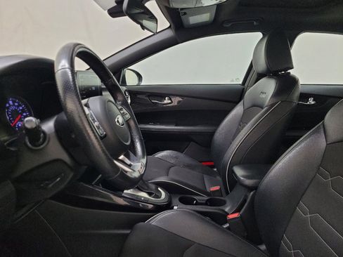 Used 2021 Kia Forte GT-Line w/ GT-Line Premium Package image 17