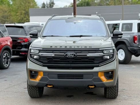 Certified 2025 Ford Expedition Tremor AWD/4WD image 46