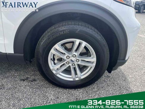 Used 2023 Ford Explorer XLT w/ Equipment Group 202A image 34