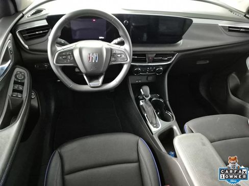 Certified 2025 Buick Encore GX Sport Touring w/ Advanced Technology Package AWD/4WD image 11