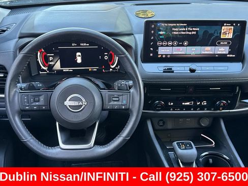 Used 2024 Nissan Rogue SL AWD/4WD image 17