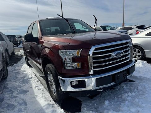 Used 2015 Ford F150 XLT w/ Equipment Group 302A Luxury image 4
