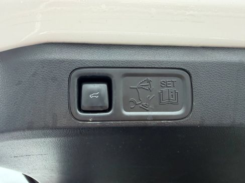 Used 2021 Ford Expedition Platinum AWD/4WD image 12