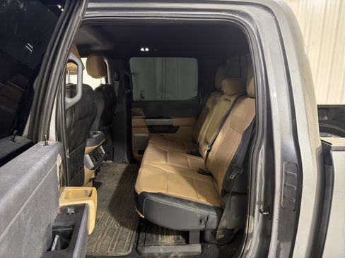 Used 2024 Ford F250 Lariat w/ Lariat Ultimate Package image 11