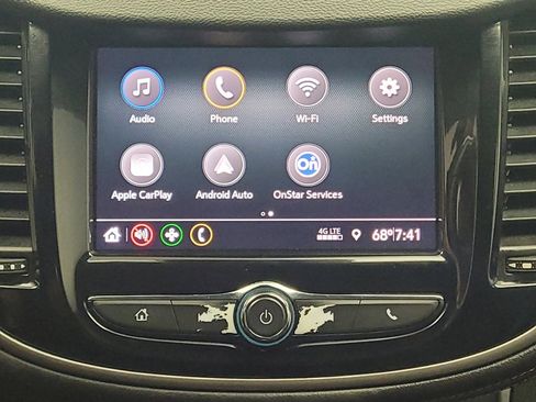 Used 2020 Chevrolet Trax LT w/ LT Convenience Package FWD image 25