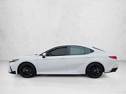 Used 2026 Toyota Camry SE w/ Multimedia Upgrade Package FWD image 9