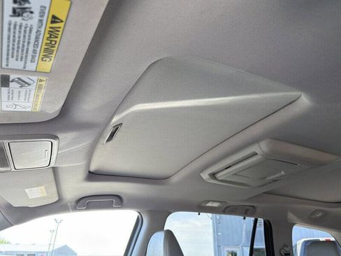 Used 2016 Honda Pilot Elite image 14