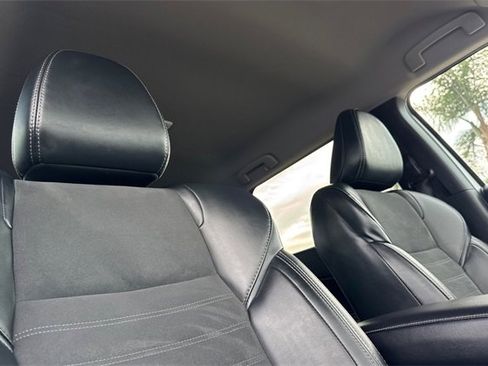 Used 2024 Mitsubishi Outlander SE image 20