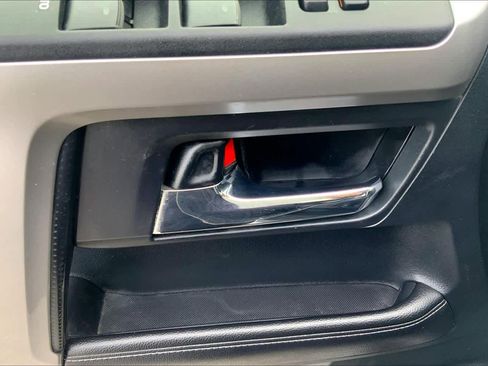 Used 2015 Toyota 4Runner SR5 image 35