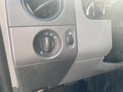 Used 2006 Ford F150 STX image 54