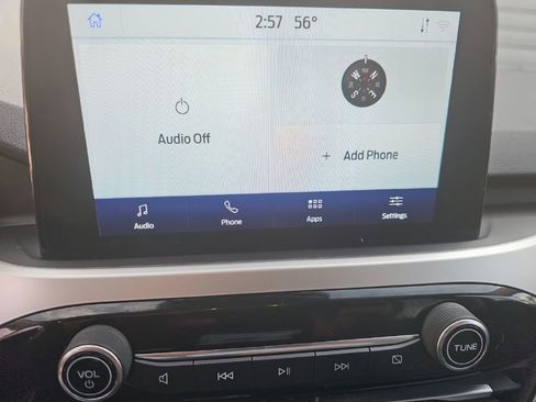 Used 2020 Ford Escape SE image 17