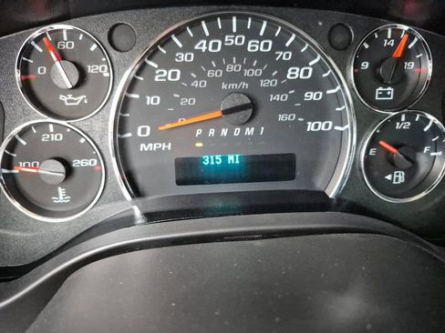 New 2025 Chevrolet Express 3500 w/ Power Convenience Package image 19