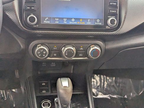 Certified 2024 Nissan Kicks SV image 21