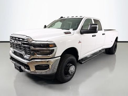 New 2026 RAM 3500 Tradesman AWD/4WD image 3