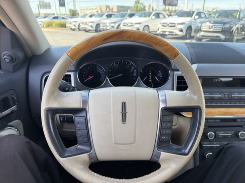 Used 2012 Lincoln MKZ FWD image 18