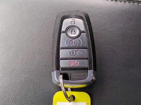 Certified 2022 Ford Explorer XLT w/ Equipment Group 202A image 28