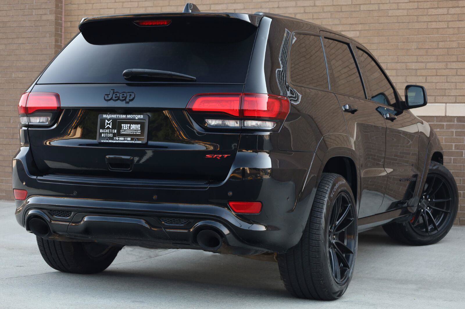 Used 2020 Jeep Grand Cherokee SRT AWD/4WD image 8