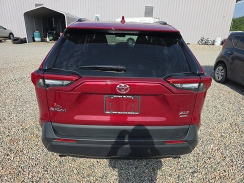 Used 2024 Toyota RAV4 XLE w/ Convenience Package AWD/4WD image 5