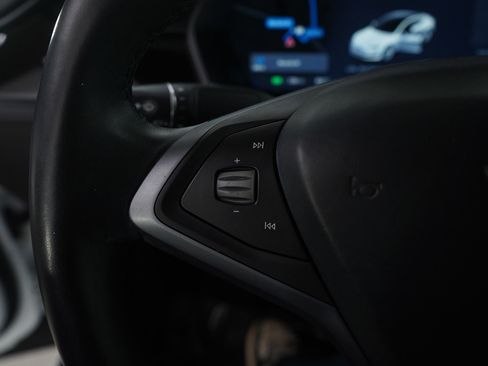 Used 2018 Tesla Model S 75D AWD/4WD image 17