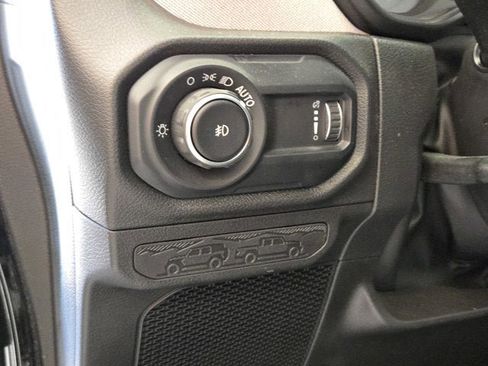 Used 2024 Jeep Wrangler Unlimited Sport AWD/4WD image 23