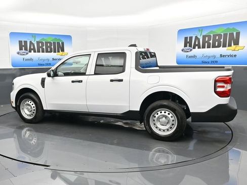 New 2025 Ford Maverick XL image 3