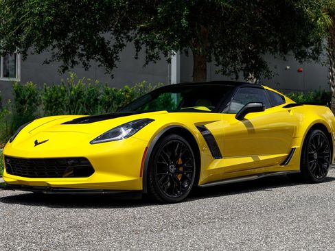Used 2019 Chevrolet Corvette Z06 RWD image 24