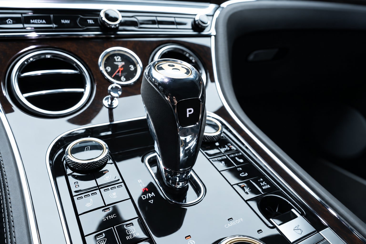 Used 2020 Bentley Continental GT AWD/4WD image 40