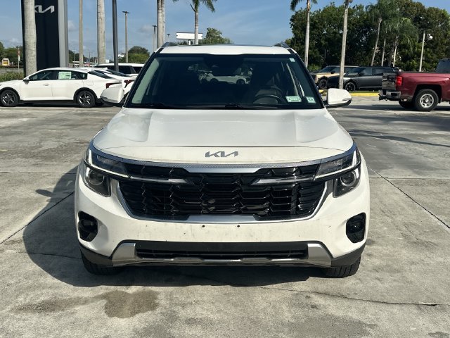 Certified 2025 Kia Seltos EX w/ EX Sunroof Package AWD/4WD image 3