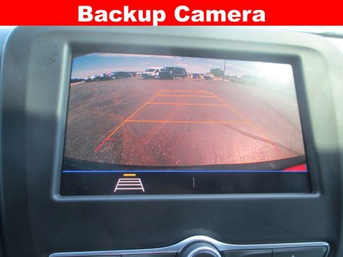 Used 2021 Chevrolet Equinox LT image 15