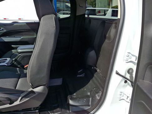 Used 2021 Chevrolet Colorado LT w/ Fleet Safety Package image 11