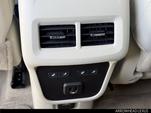 Used 2023 GMC Terrain Denali w/ Denali Premium Package image 29