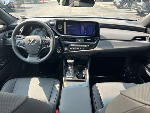 Used 2024 Lexus ES 350 w/ Premium Package FWD image 14