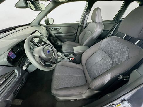 Used 2025 Subaru Forester Premium image 13
