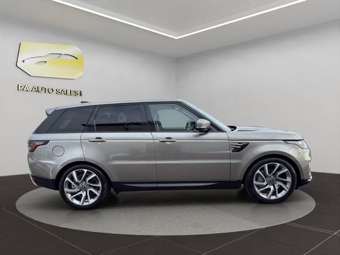 Used 2019 Land Rover Range Rover Sport HSE image 8
