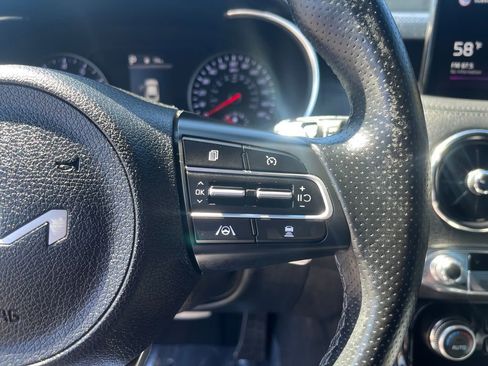 Used 2022 Kia Stinger GT-Line AWD/4WD image 30