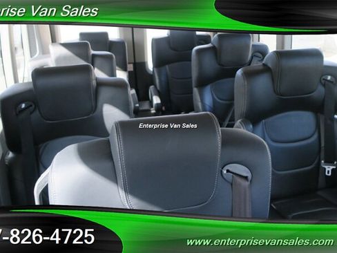 Used 2023 Ford Transit 350 XLT RWD image 14