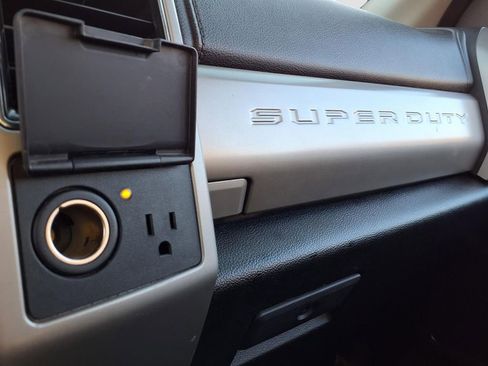 Used 2021 Ford F250 Lariat w/ Lariat Value Package image 15