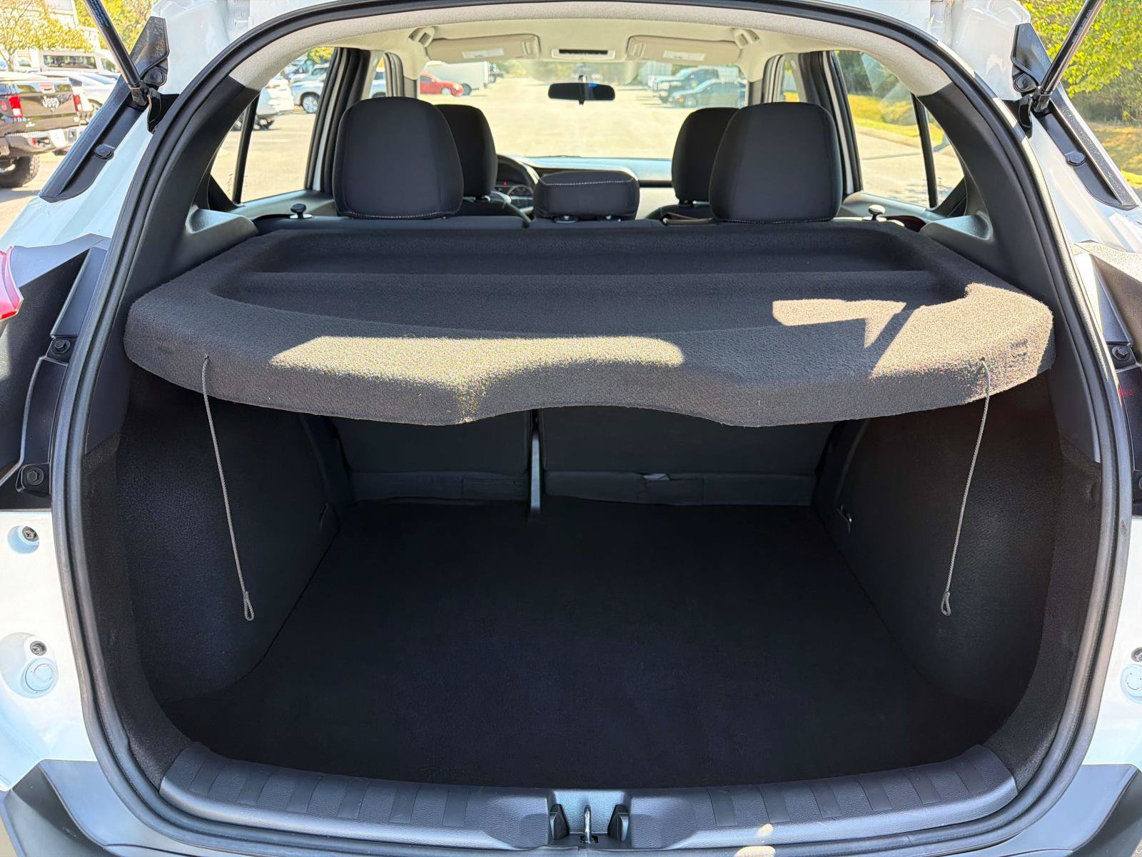 Used 2019 Nissan Kicks S FWD image 27