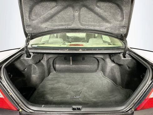 Used 2003 Toyota Camry LE image 20