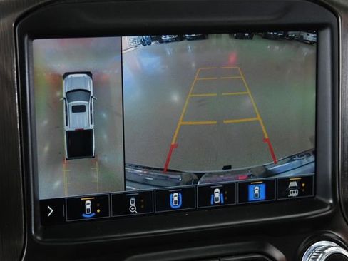 Used 2021 GMC Sierra 1500 AT4 w/ AT4 Premium Package image 24