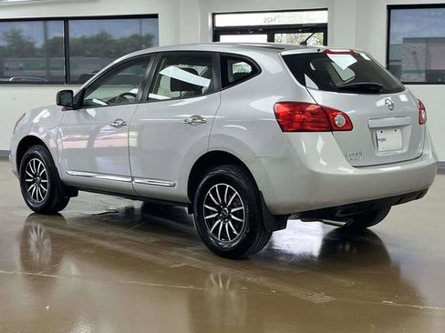 Used 2014 Nissan Rogue S FWD image 8